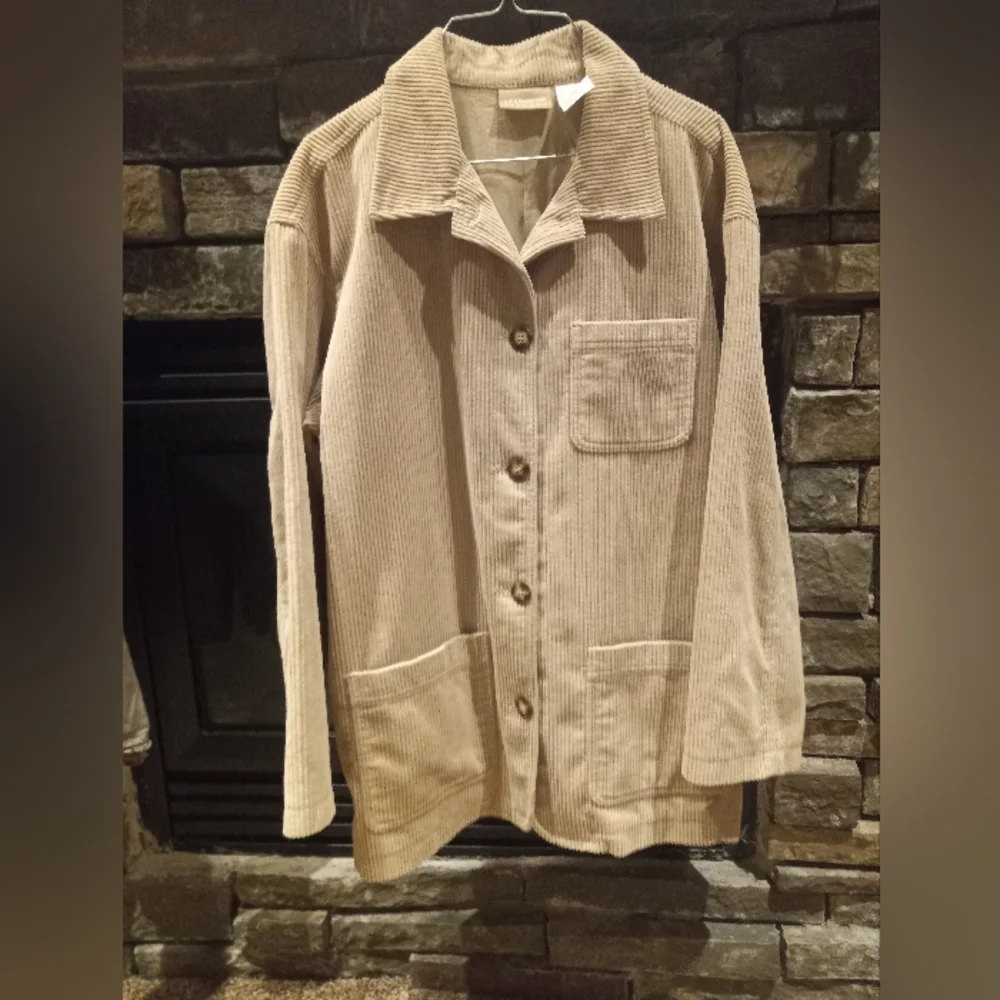 Jacket - Picture 1 of 3
